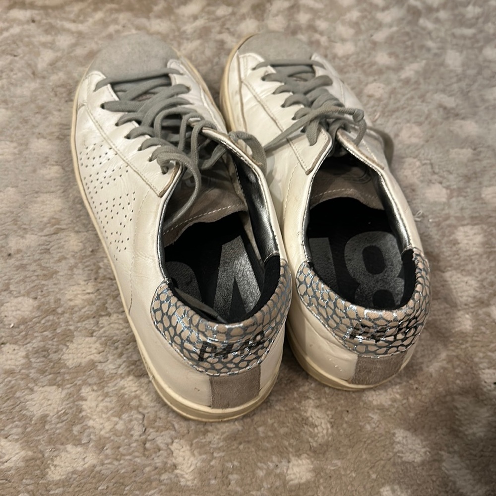 P448 white and silver Low Tops
